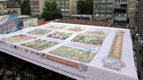 The Largest Comic Strip Panel in the World Installed on the Roof of Markale
